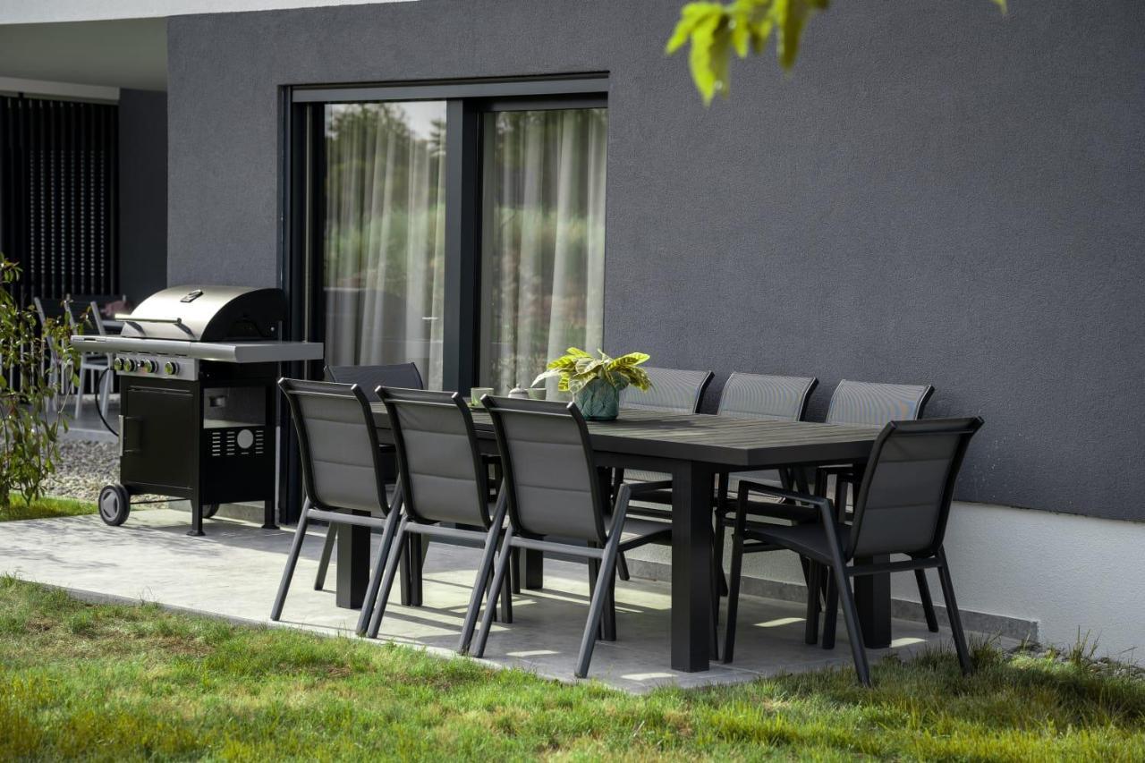 Capsula Luxury Apartment Umago Esterno foto