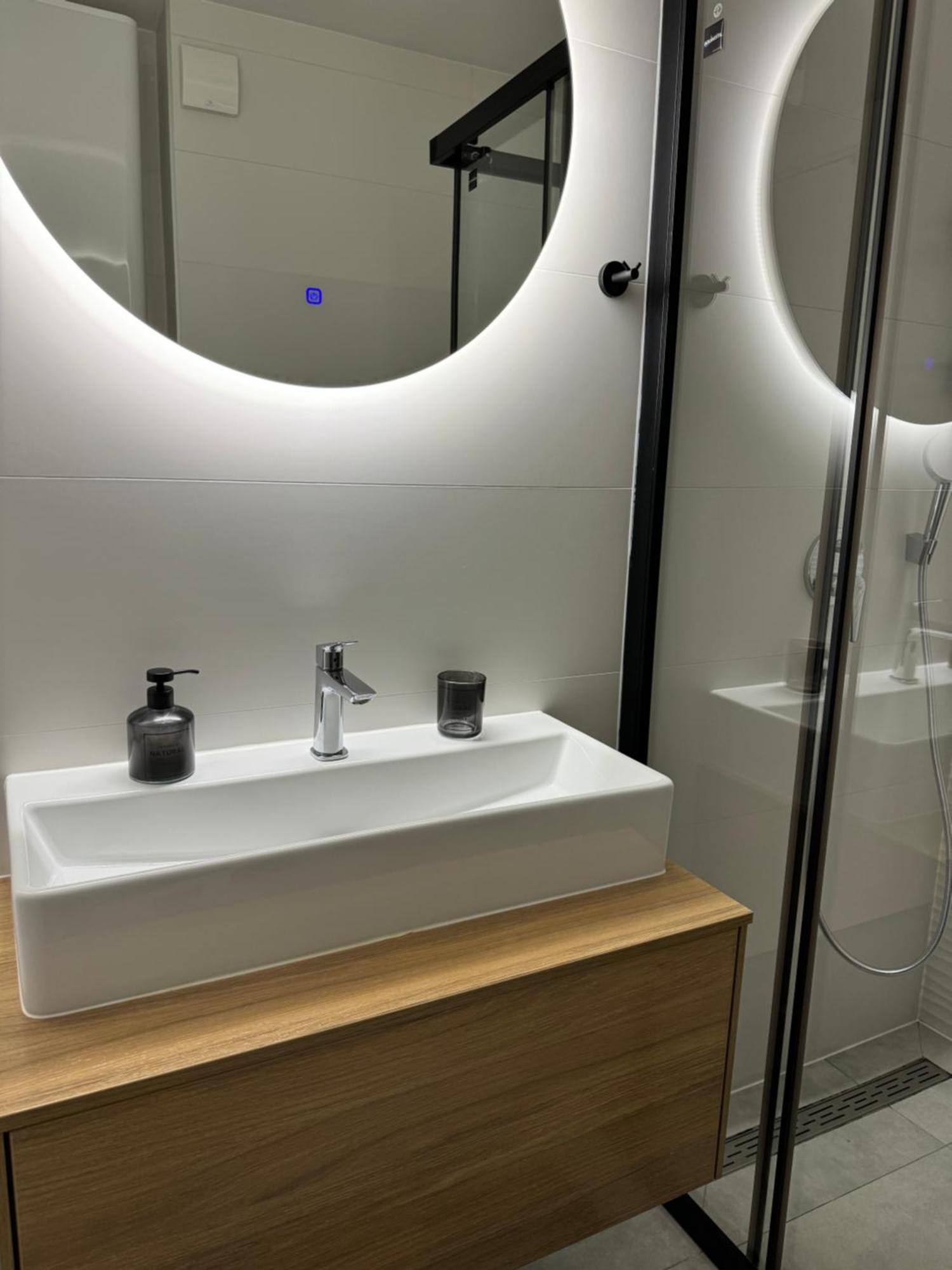Capsula Luxury Apartment Umago Esterno foto
